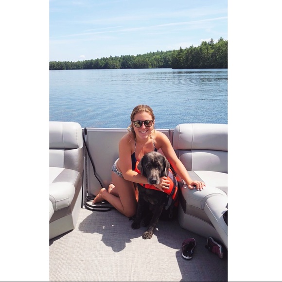 Meet your Posher, Kayla - Picture 3 of 3